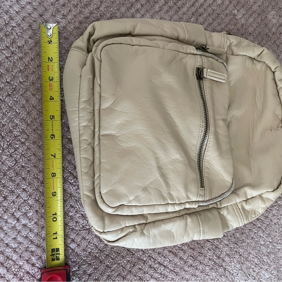Vegan Leather Backpack NWT - Picture 2 of 8